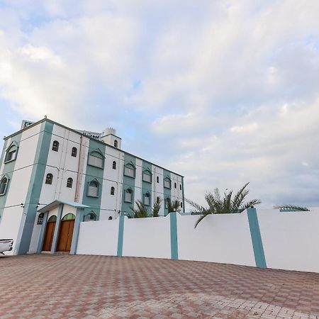Super Oyo 110 Ras Al Hadd Guest House المظهر الخارجي الصورة